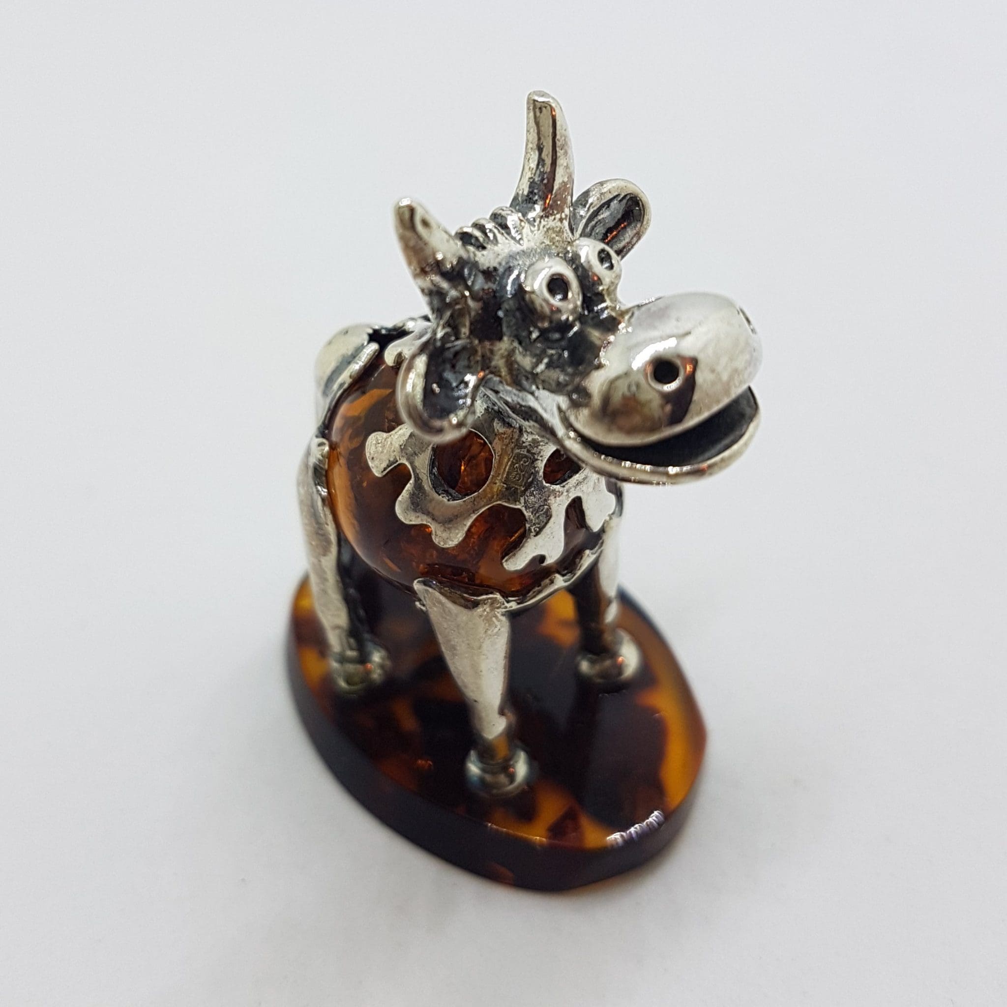 20200711_215945 Gorgeous Cow / Bull - Sterling Silver Natural Baltic Amber Figurine / Statue / Sculpture
