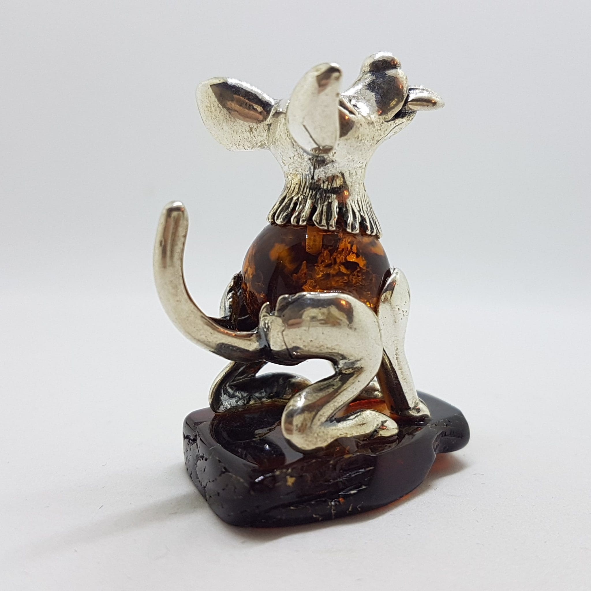 20200712_115618 Sitting Tongue with Tongue Out - Sterling Silver Natural Baltic Amber Figurine / Statue / Sculpture