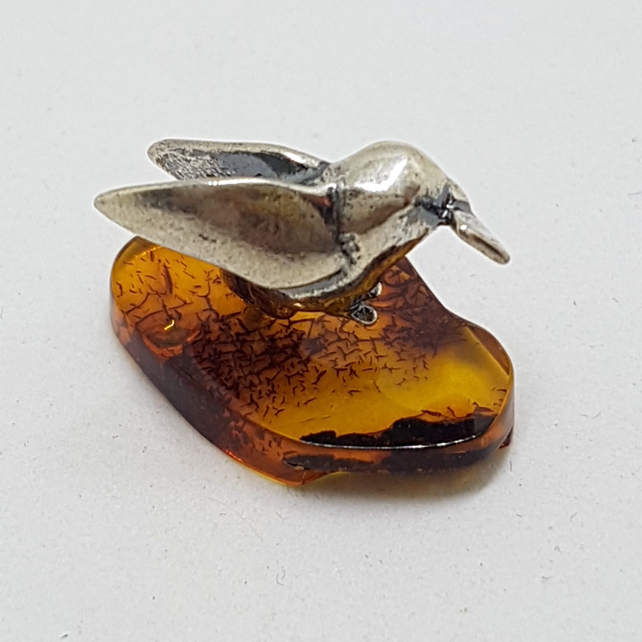 Love Letter Carrying Bird / Pigeon / Dove – Solid Sterling Silver Natural Baltic Amber Small Animal Figurine / Statue / Sculpture