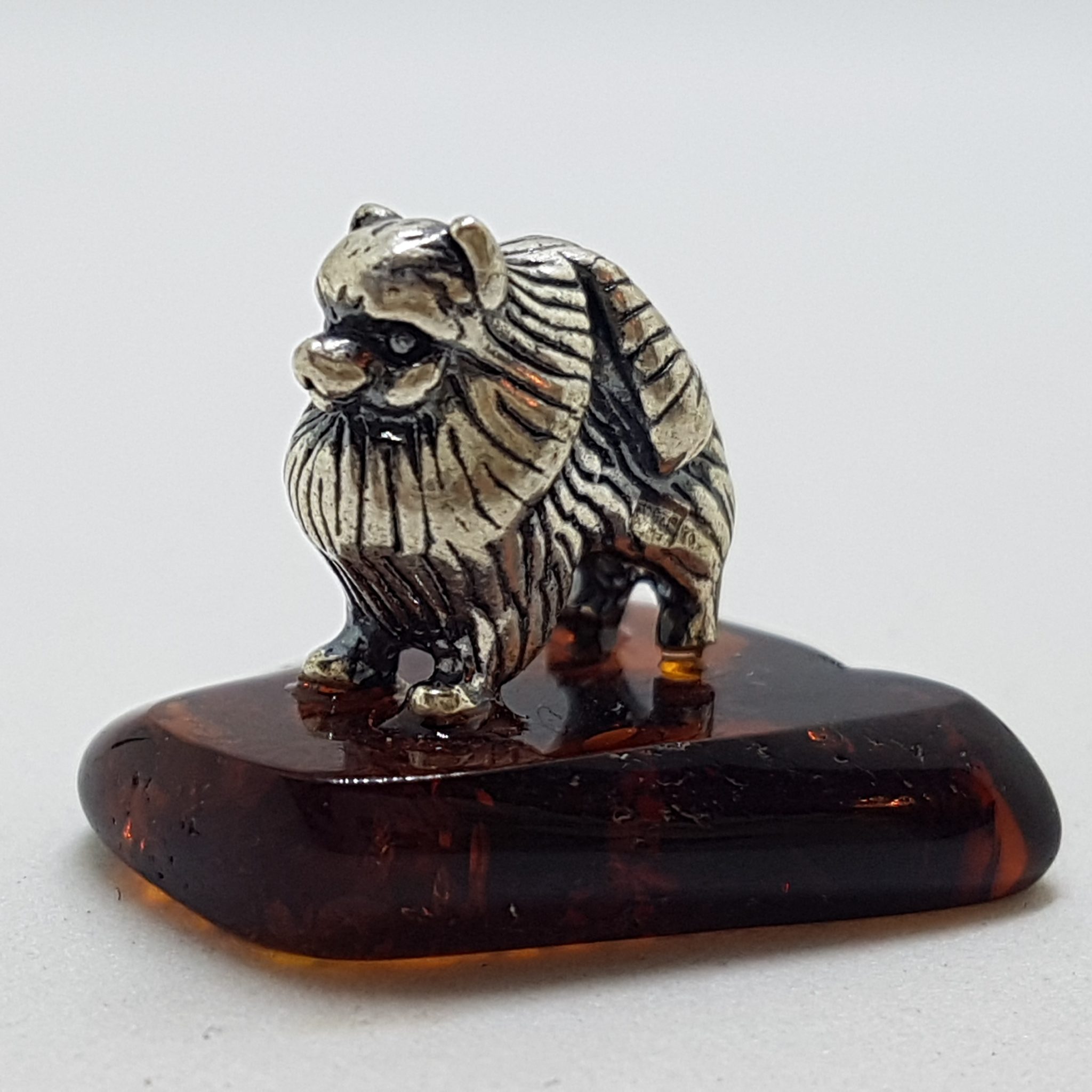 Pekinese / Pomeranian Dog – Solid Sterling Silver Natural Baltic Amber Small Animal Figurine / Statue / Sculpture