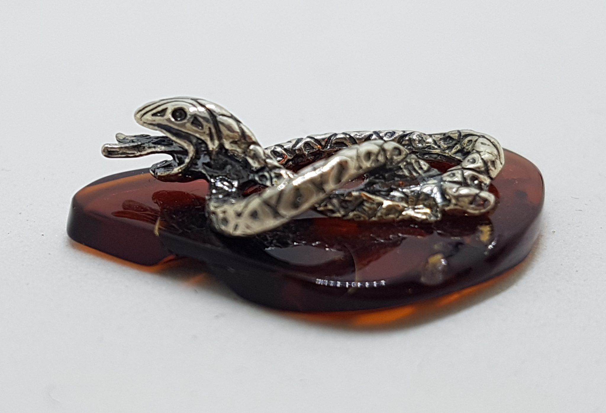 20200713_011110 Rattle Snake / Adder / Reptile – Solid Sterling Silver Natural Baltic Amber Small Animal Figurine / Statue / Sculpture