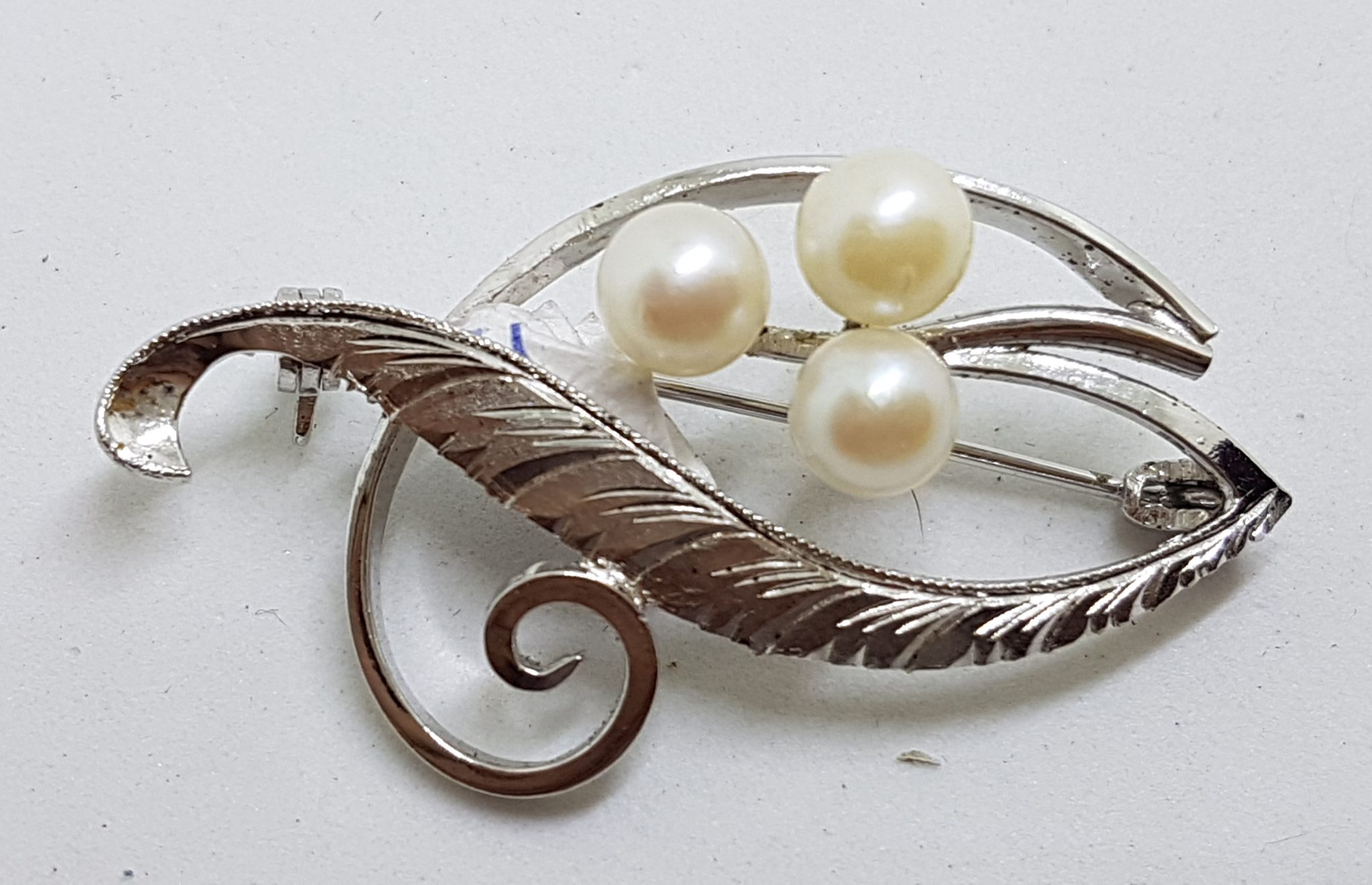 20200720_115108 Sterling Silver Pearl Large Ornate Swirl Brooch - Vintage