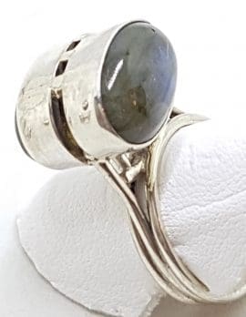 Sterling Silver Very Unusual and High Set Labradorite Ring
