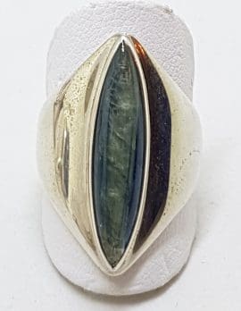 Sterling Silver Elongated Labradorite in Wide Ring