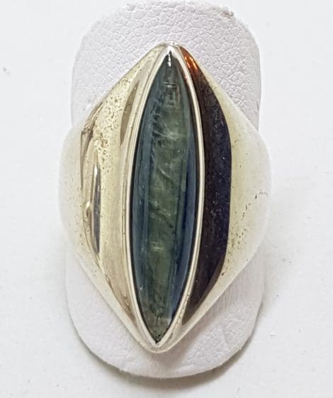 Sterling Silver Elongated Labradorite in Wide Ring