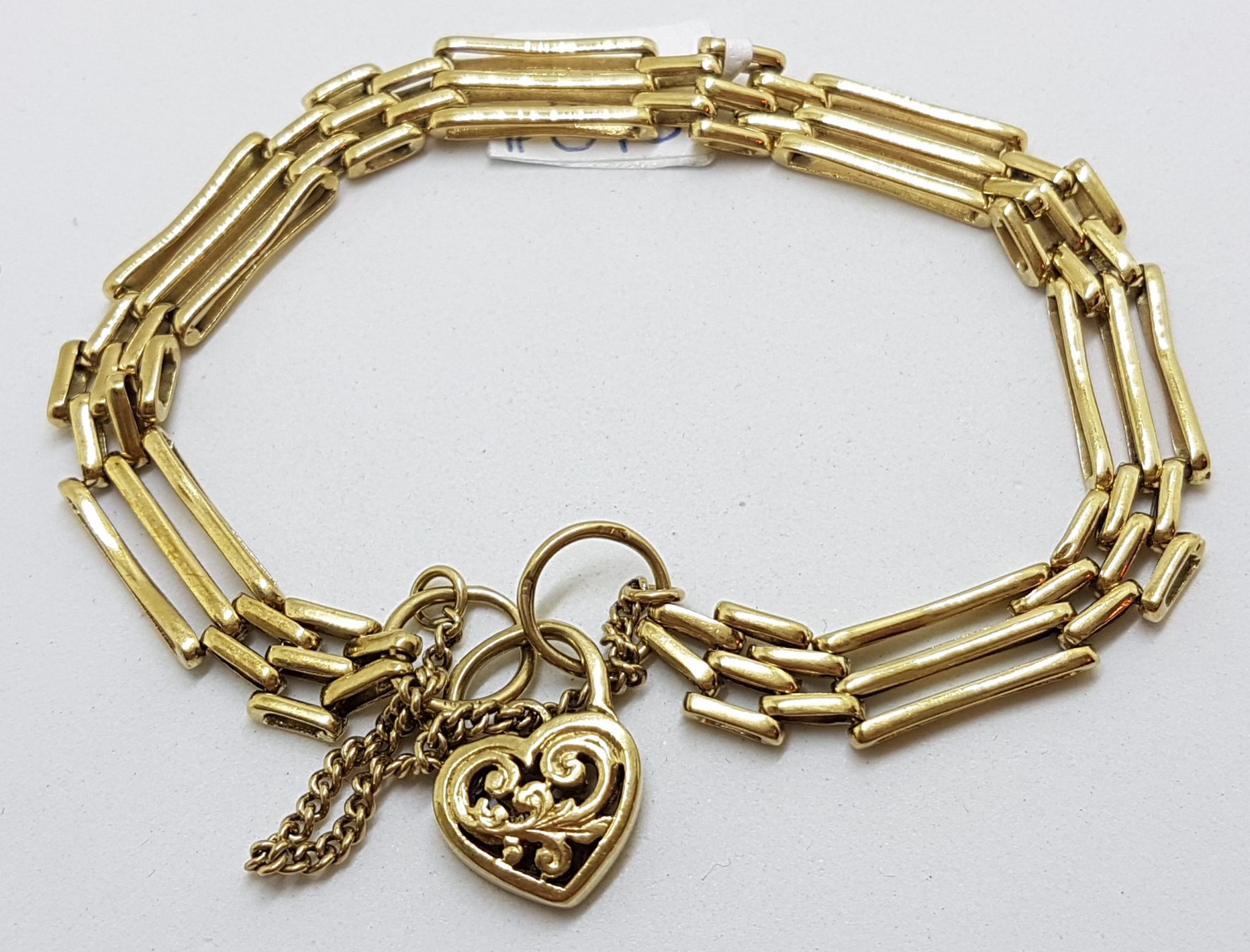 9ct Yellow Gold Ornate 3 x 2 Row Gate Link Bracelet with Filigree Heart Shape Padlock Clasp - Antique / Vintage