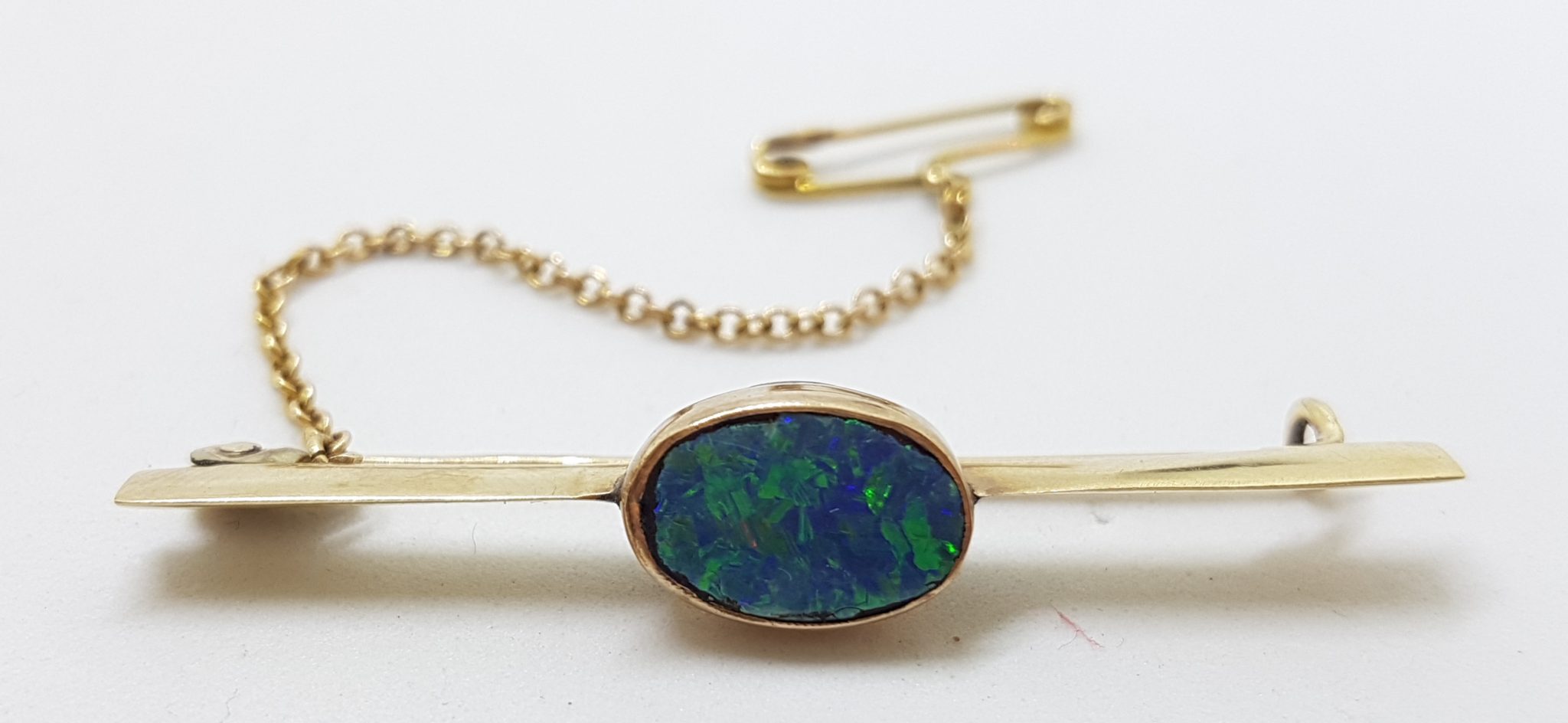20200630_190526 9ct Yellow Gold Blue Opal Bar Brooch – Antique / Vintage