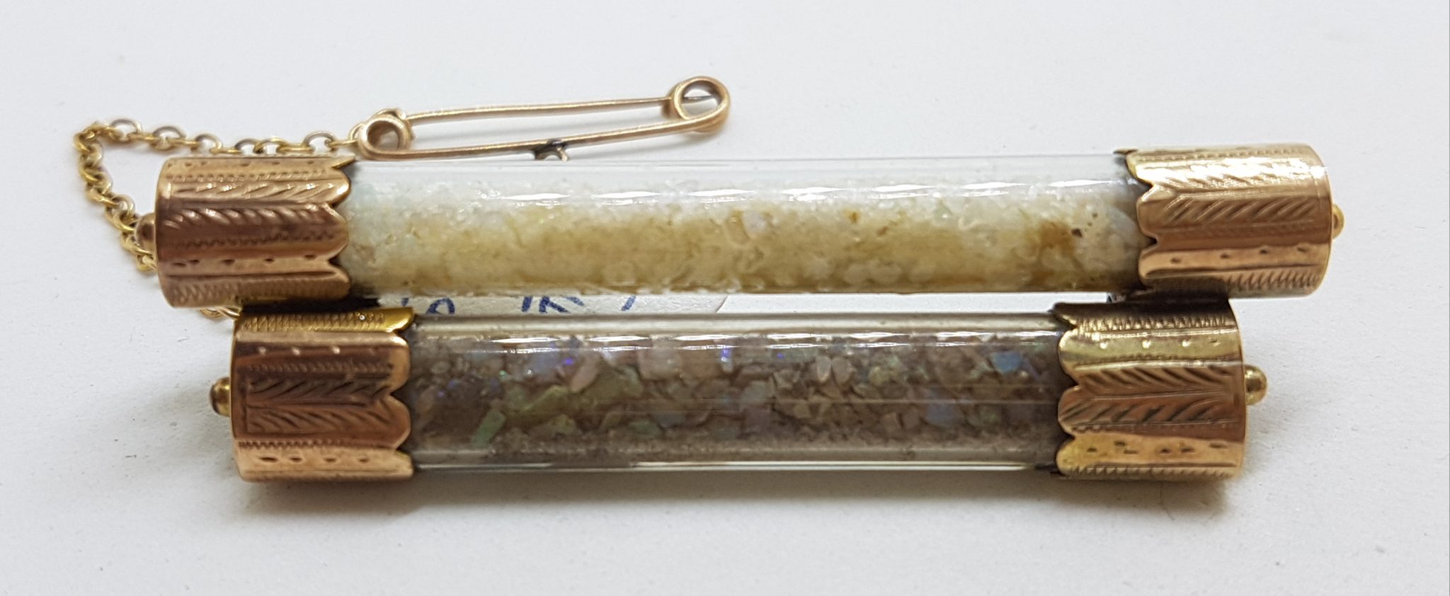 20200630_191123 9ct Yellow Gold Glass Tubes of Opal Pieces in Bar Brooch – Antique / Vintage