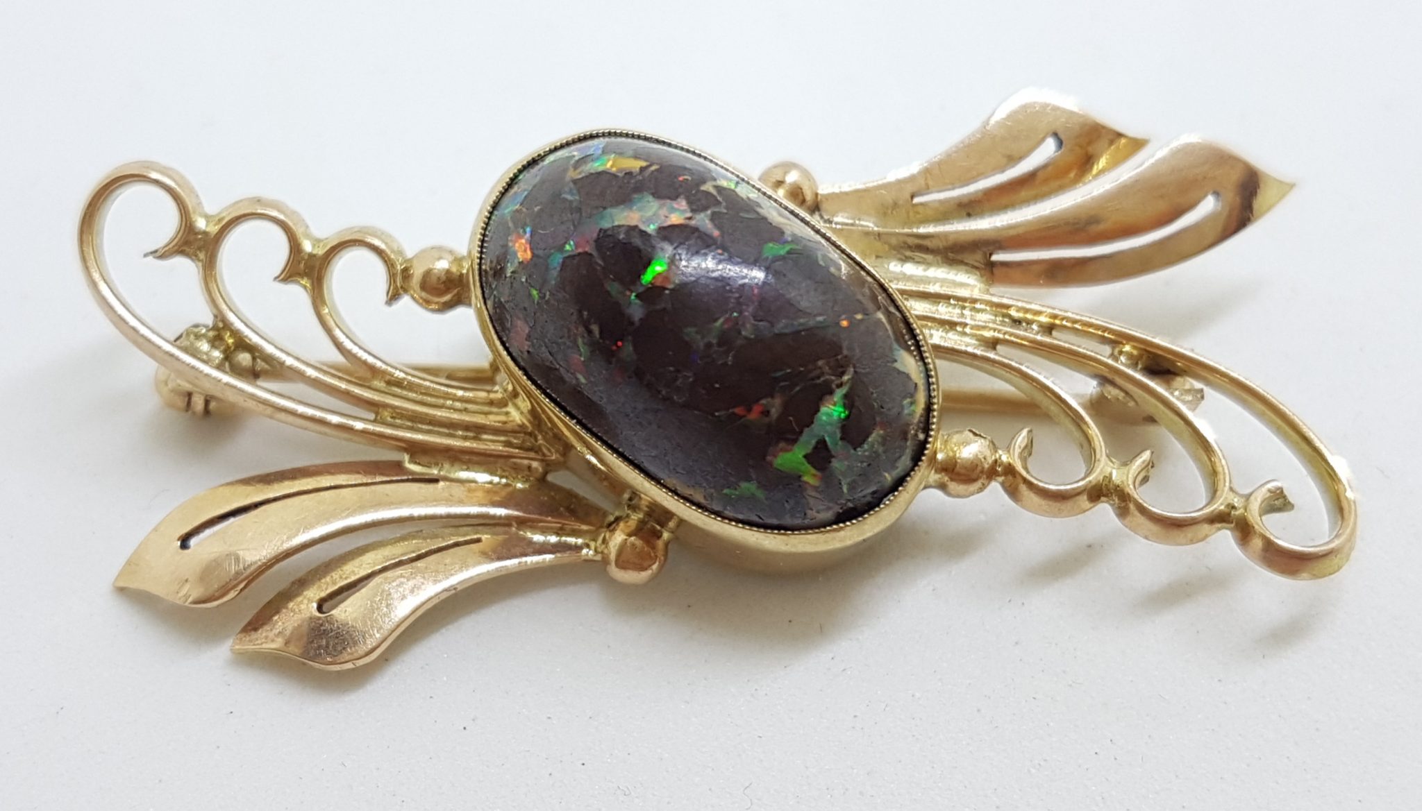 9ct Yellow Gold Boulder Opal Ornate Twist/ Bow Brooch – Antique / Vintage