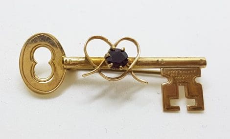 9ct Yellow Gold Garnet 21st Key Brooch – Antique / Vintage