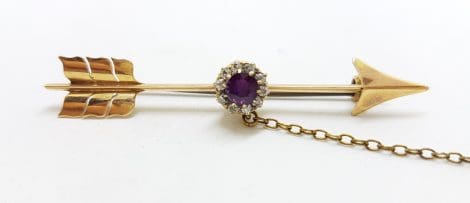 18ct Yellow Gold Round Tourmaline surrounded by Diamonds Cluster on an Arrow Bar Brooch – Antique / Vintage