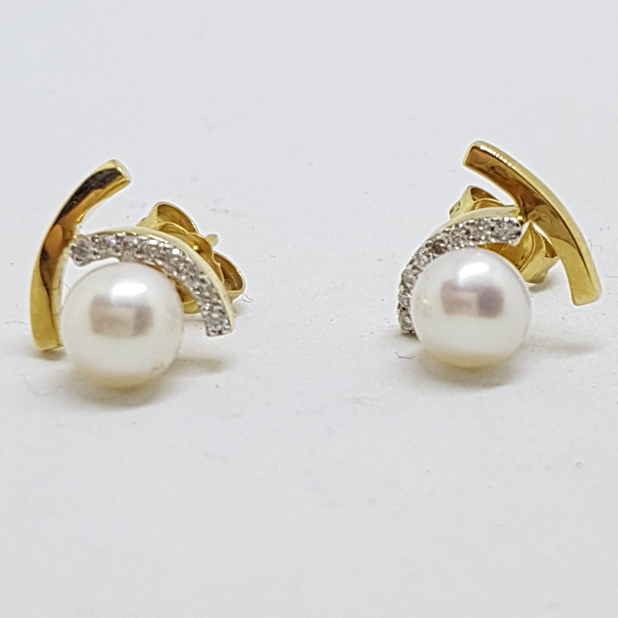 20200730_140329 14ct Gold Pearl and Diamond Stud Earrings - Available in Yellow or White Gold