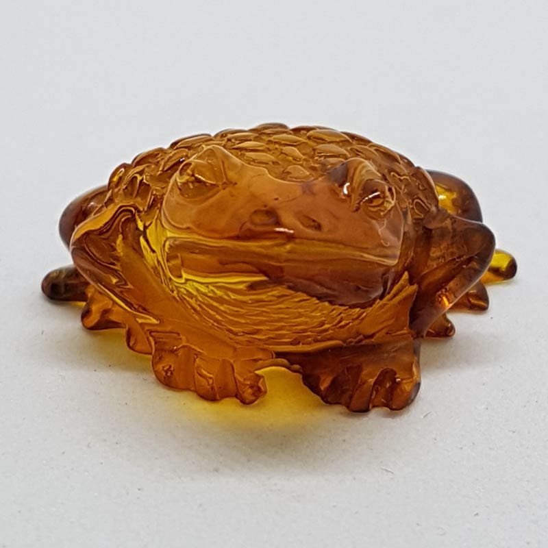 Hand Carved Natural Baltic Amber Small Frog / Toad Figurine / Statue