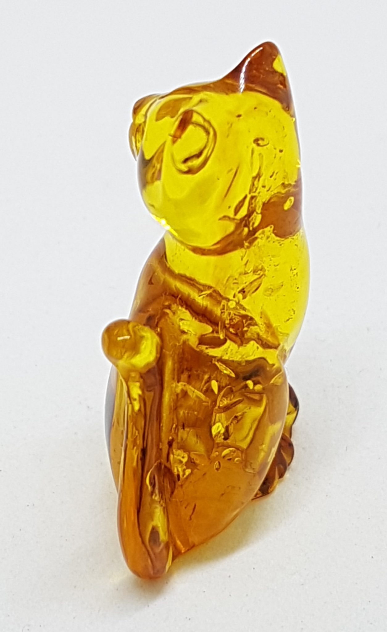 Hand Carved Natural Baltic Amber Small Cat Figurine / Statue 4