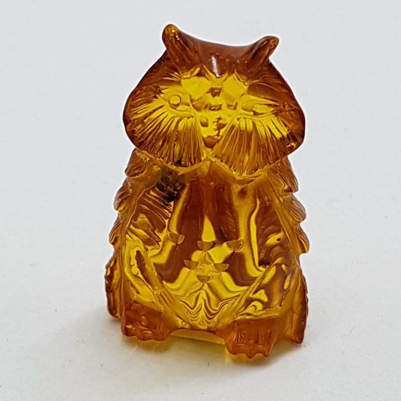 Hand Carved Natural Baltic Amber Small Owl Figurine / Statue 2