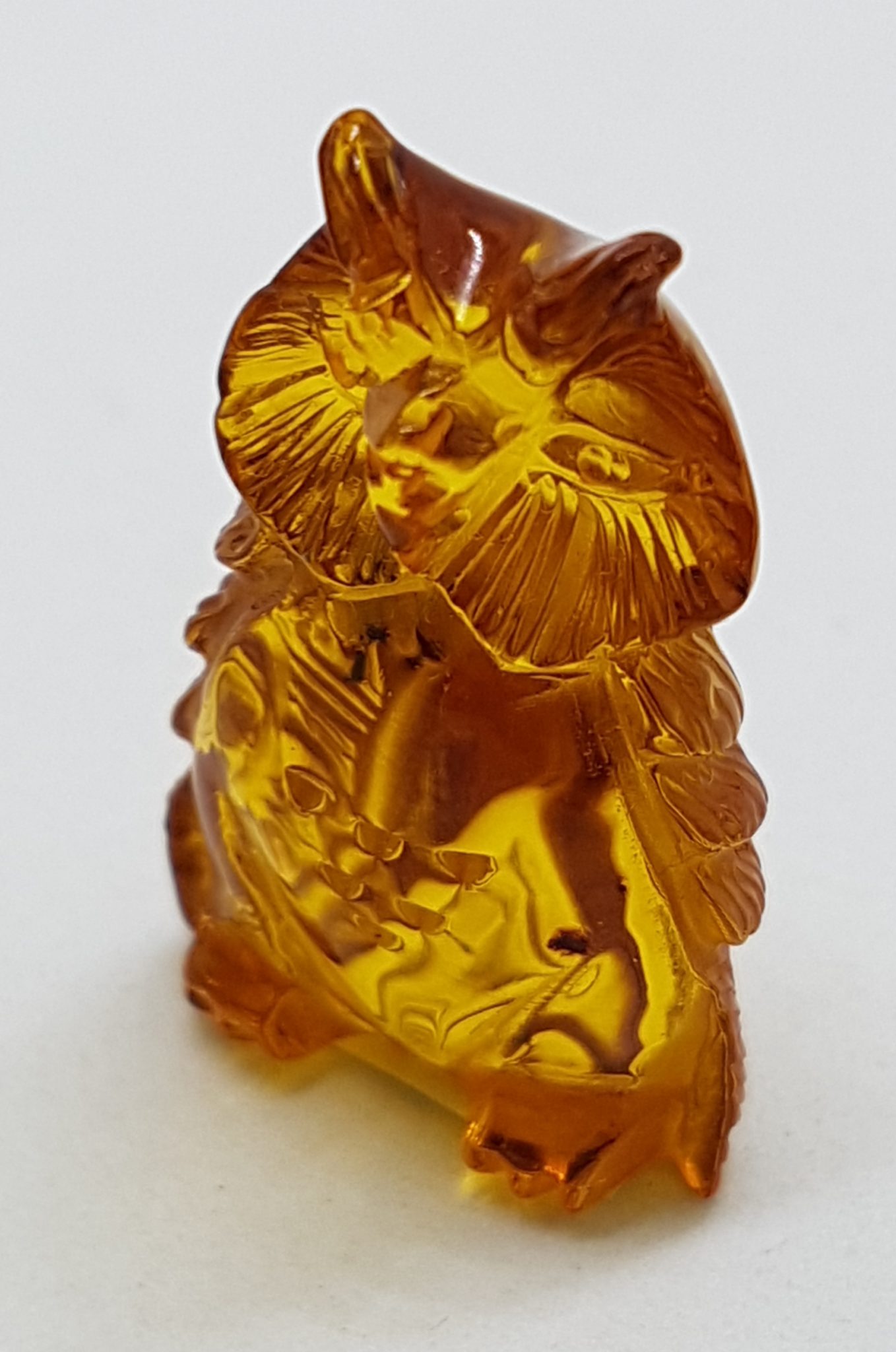Hand Carved Natural Baltic Amber Small Owl Figurine / Statue 2