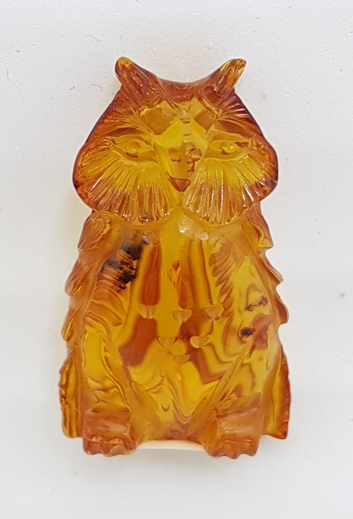 Hand Carved Natural Baltic Amber Small Owl Figurine / Statue 2