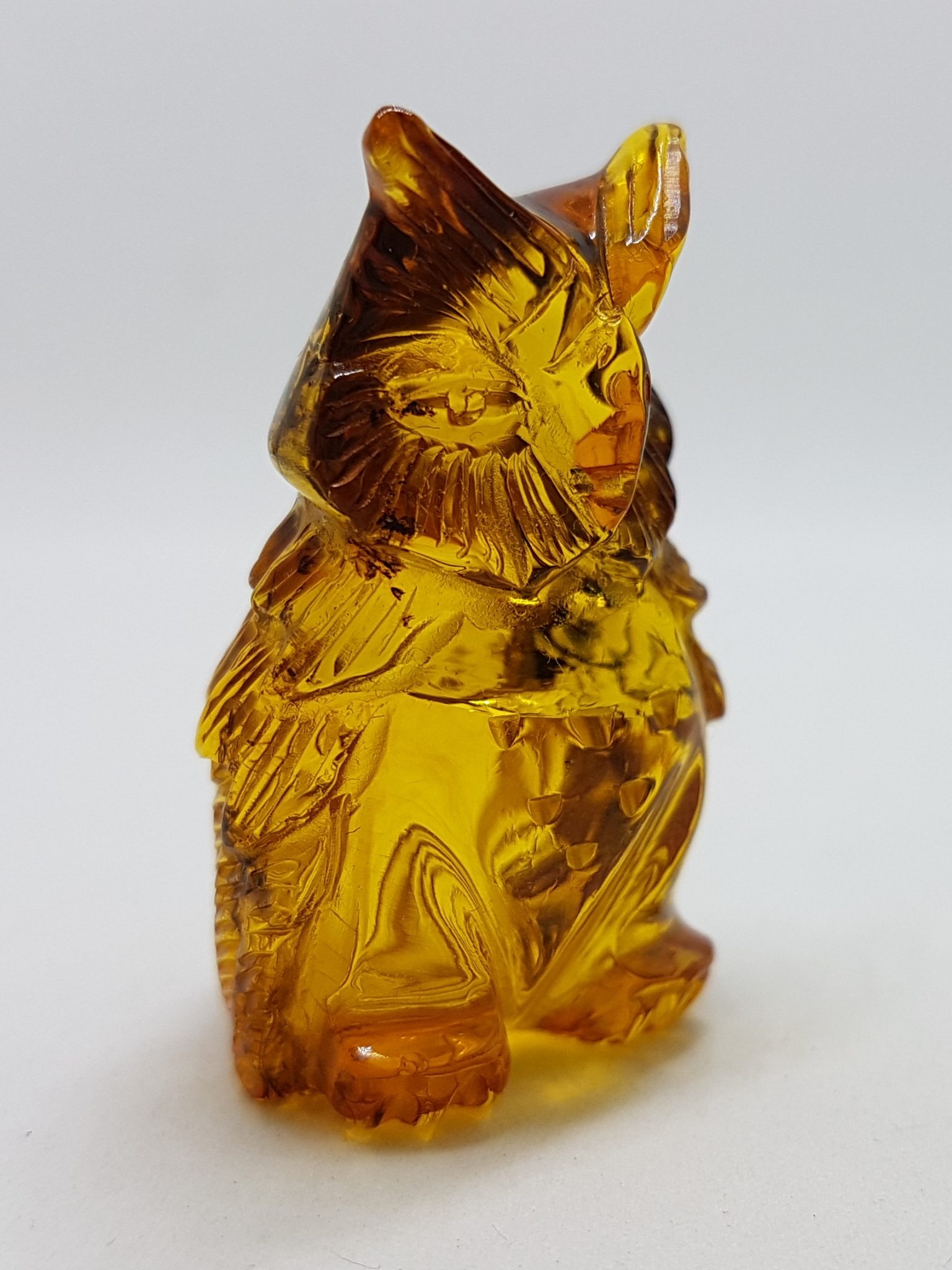 Hand Carved Natural Baltic Amber Small Owl Figurine / Statue 1