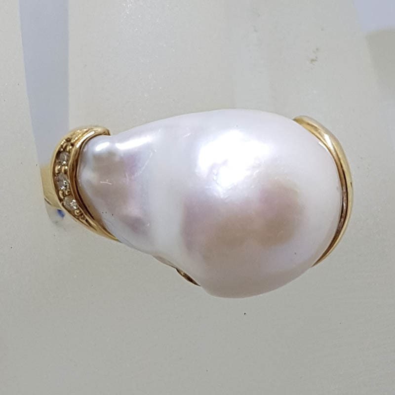 14ct Yellow Gold Large Baroque Pearl with Diamond & Sapphire Ring – Handmade