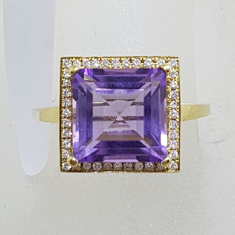 9ct Yellow Gold Square Ring Large Amethyst surrounded by Diamonds