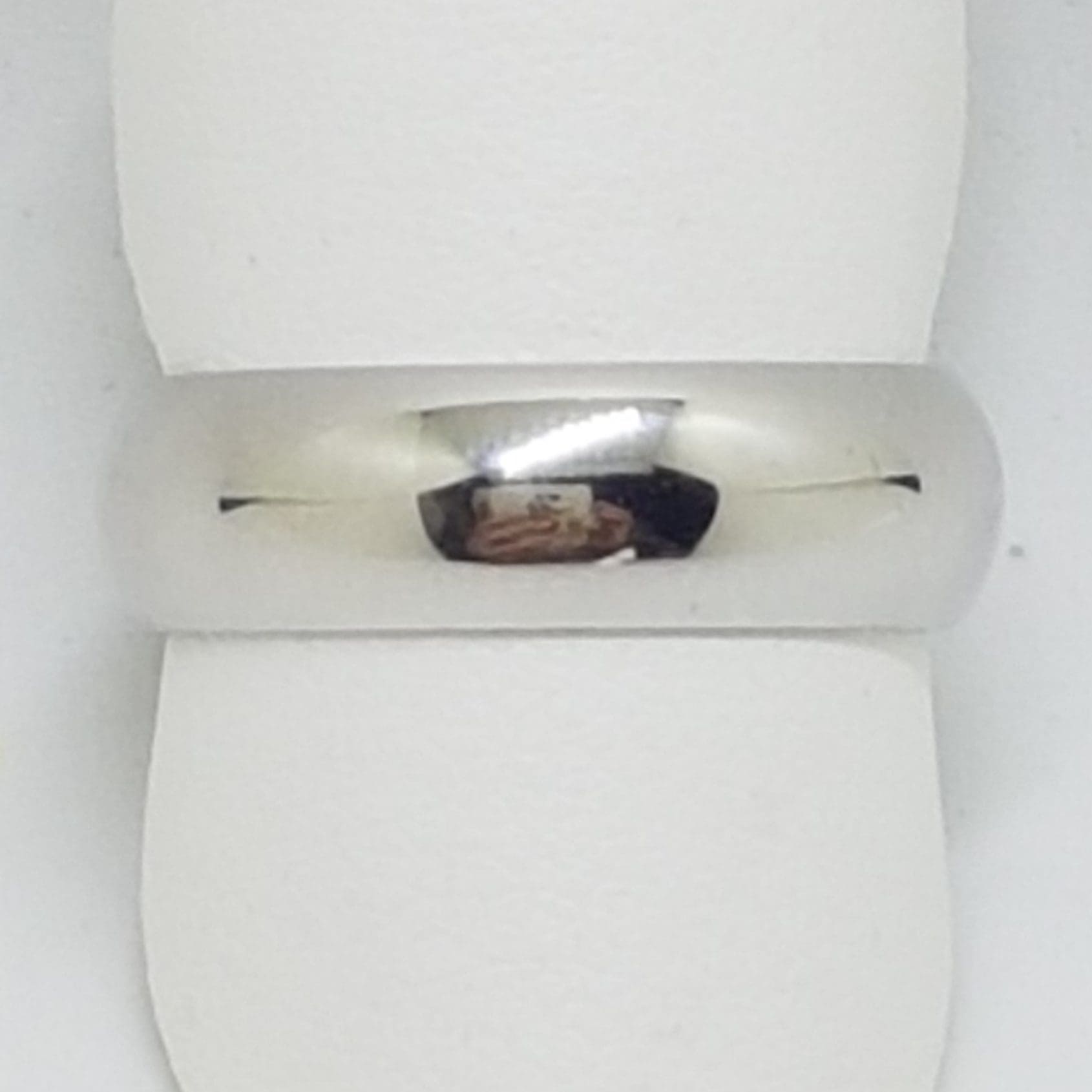 20200811_124352 18ct White Gold Wedding Band / Ring