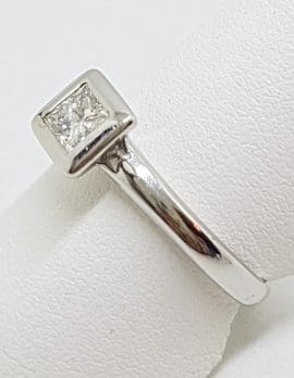 18ct White Gold Princess Cut Solitaire Diamond Square Engagement Ring
