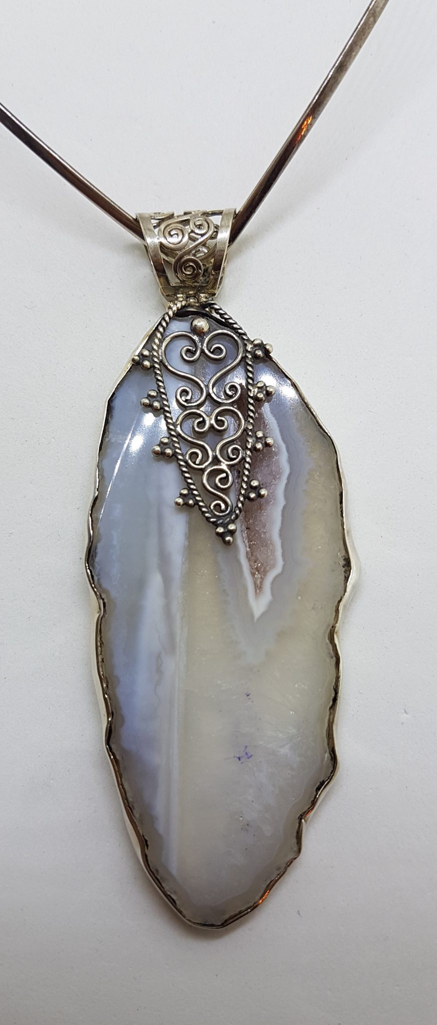 20200815_135648 Sterling Silver Very Large Agate with Ornate Filigree Top Pendant on Silver Choker Chain / Necklace