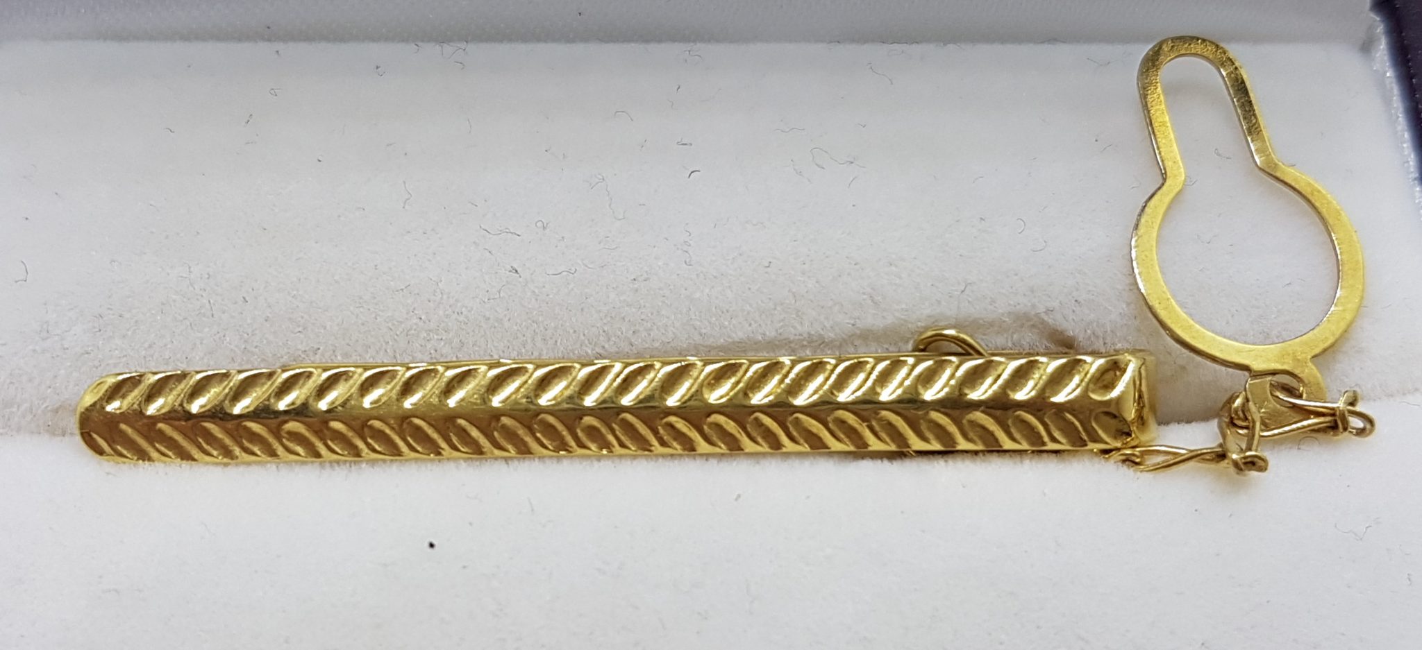 18ct Yellow Gold Ornate Arrow Motif Tie Clip / Tie Bar