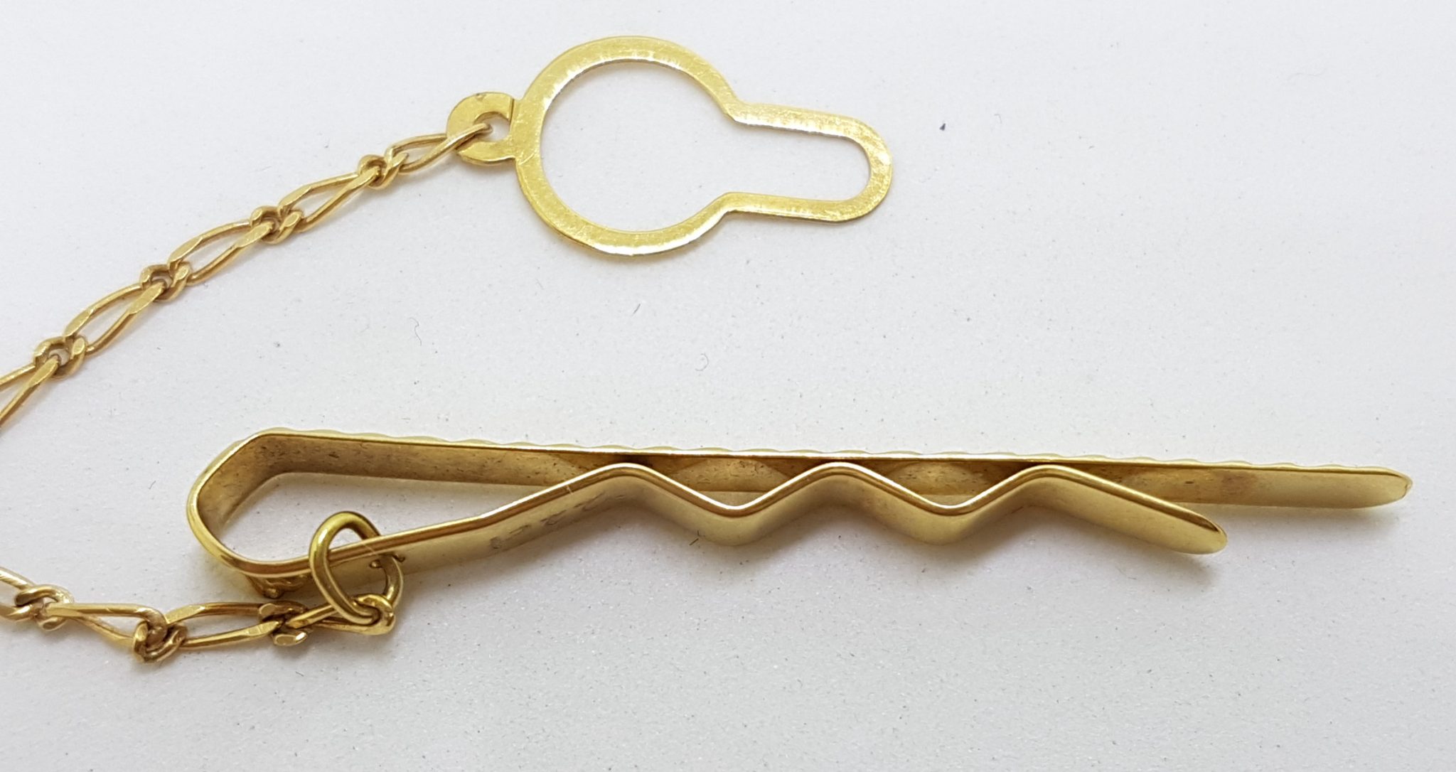 18ct Yellow Gold Ornate Arrow Motif Tie Clip / Tie Bar