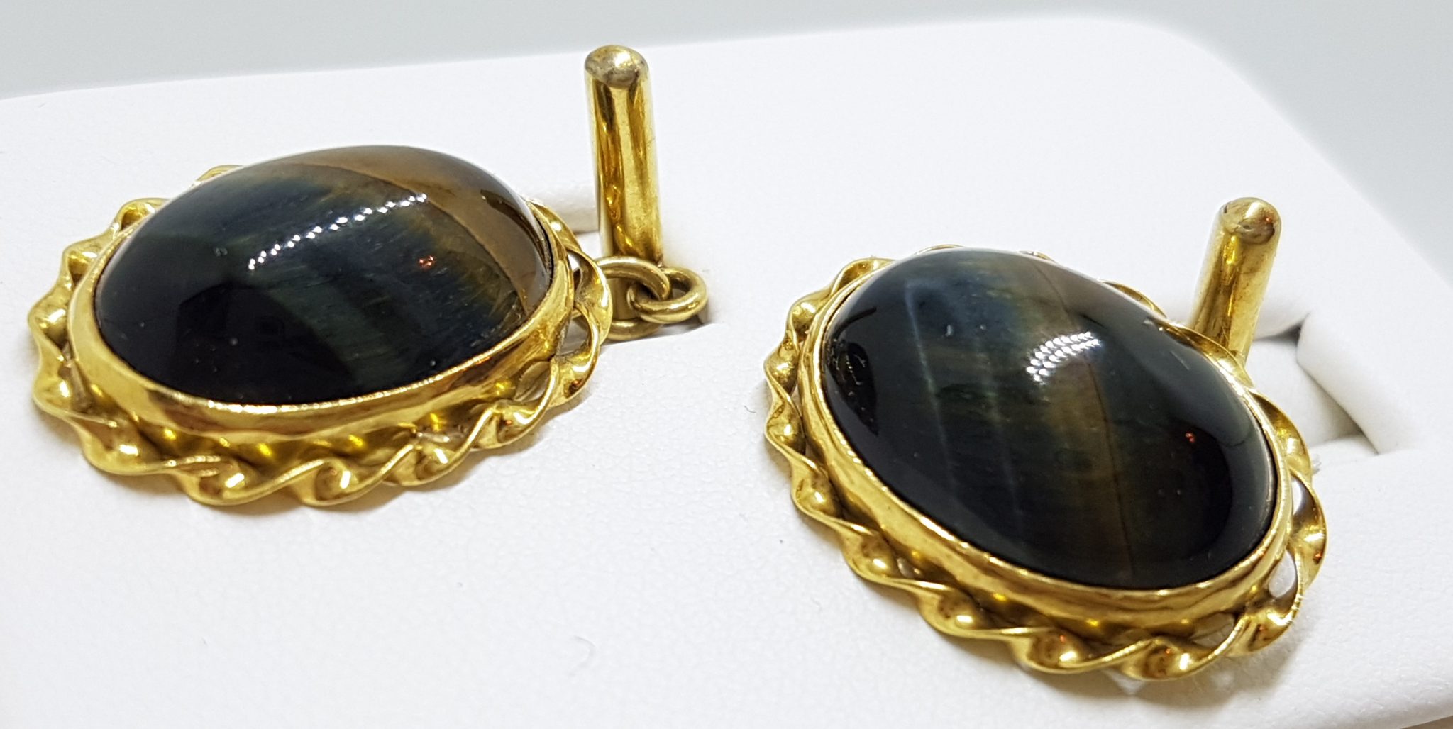 20200820_194428 18ct Yellow Gold Ornate Large Oval Blue Tiger Iron Cufflinks - Vintage / Antique