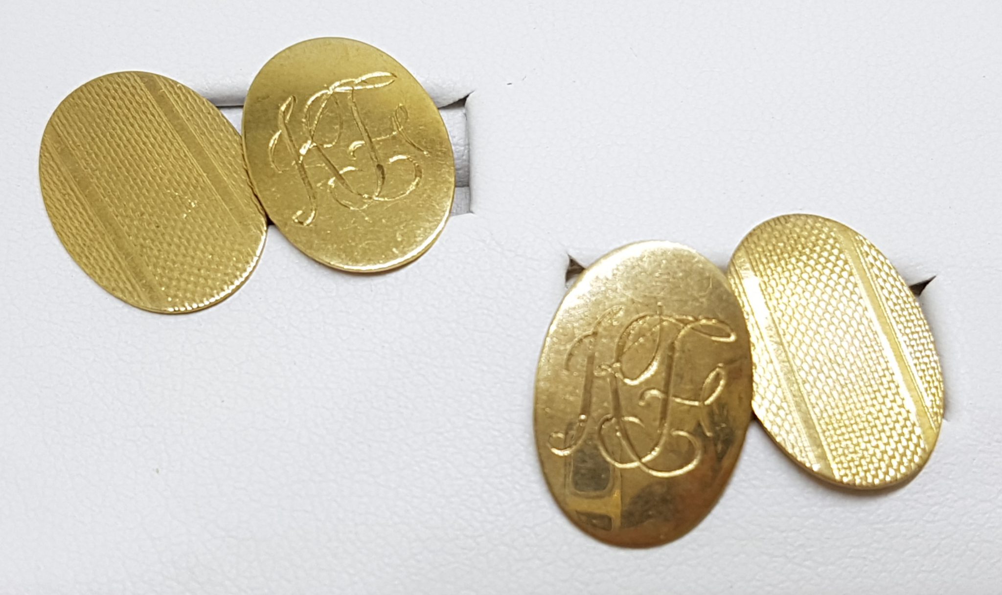 20200820_195158 9ct Yellow Gold Initialled "H.F.." Oval Cufflinks - Vintage / Antique