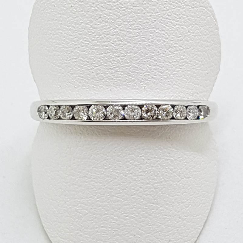 18ct White Gold Diamond Channel Set Eternity / Wedding Band Ring