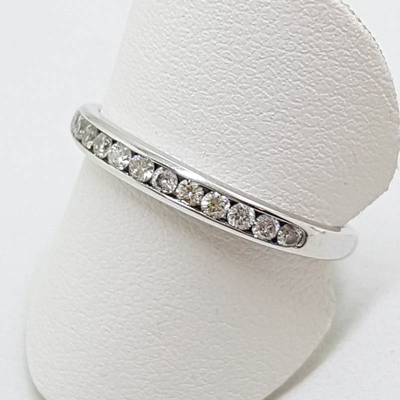 18ct White Gold Diamond Channel Set Eternity / Wedding Band Ring