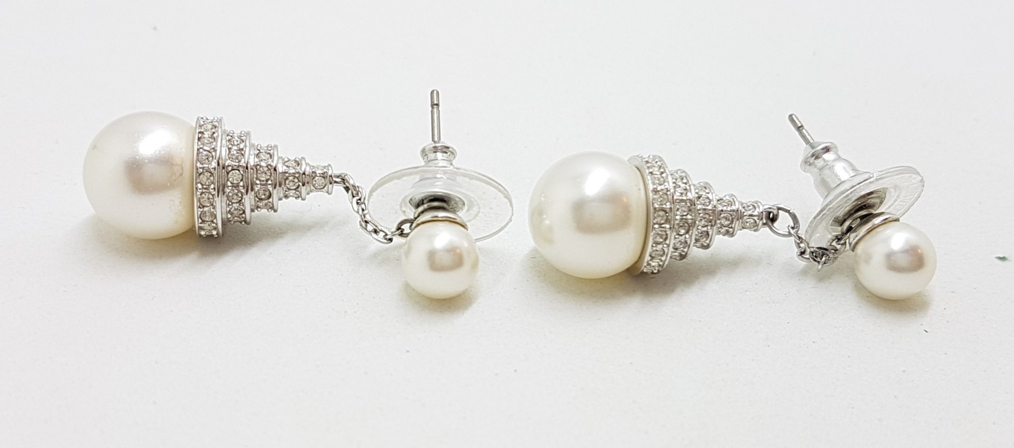 20200825_204711 Silver Plated Swarovski Crystal with Faux Pearl Necklace and Earring Set