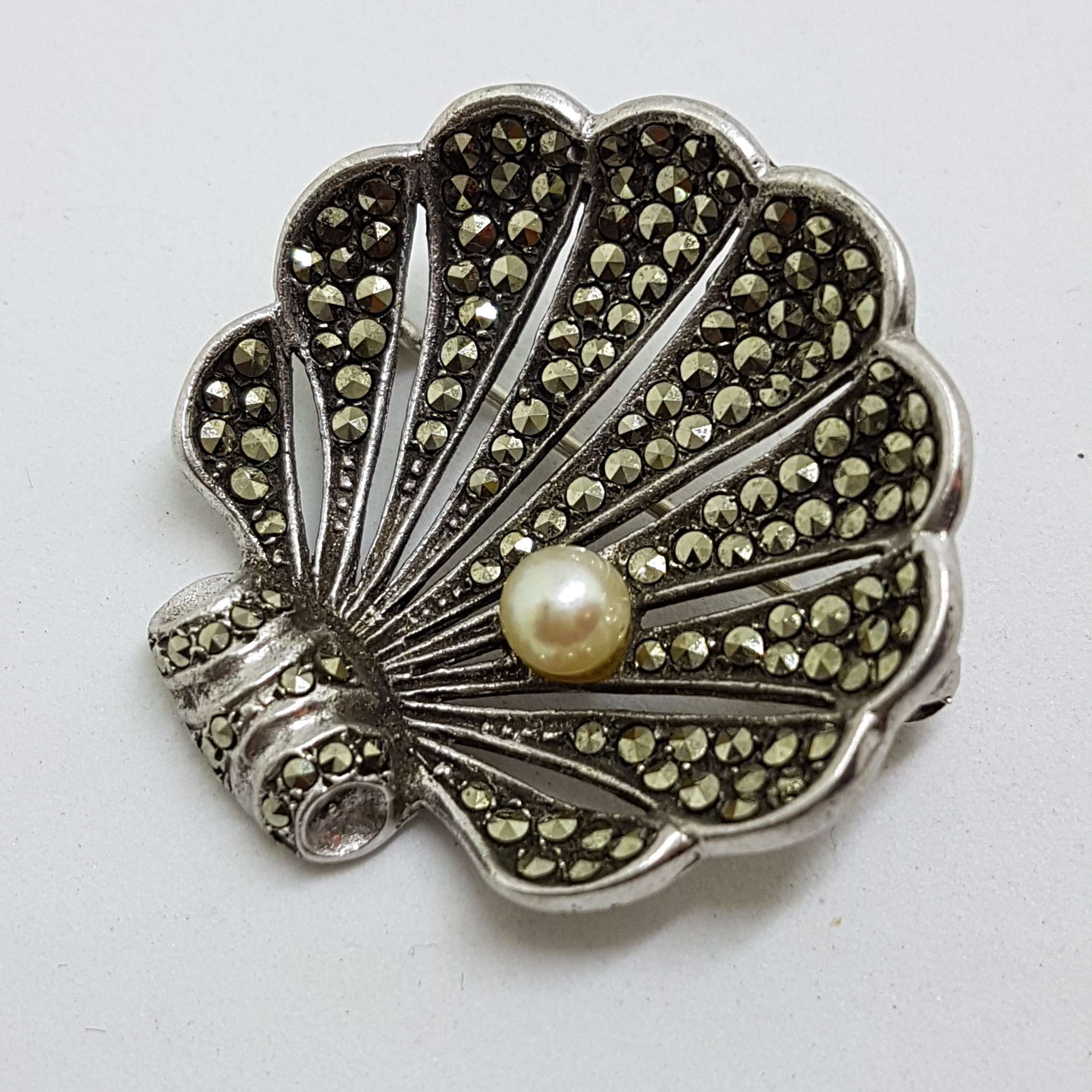 Sterling Silver Vintage Marcasite and Pearl Large Shell Brooch