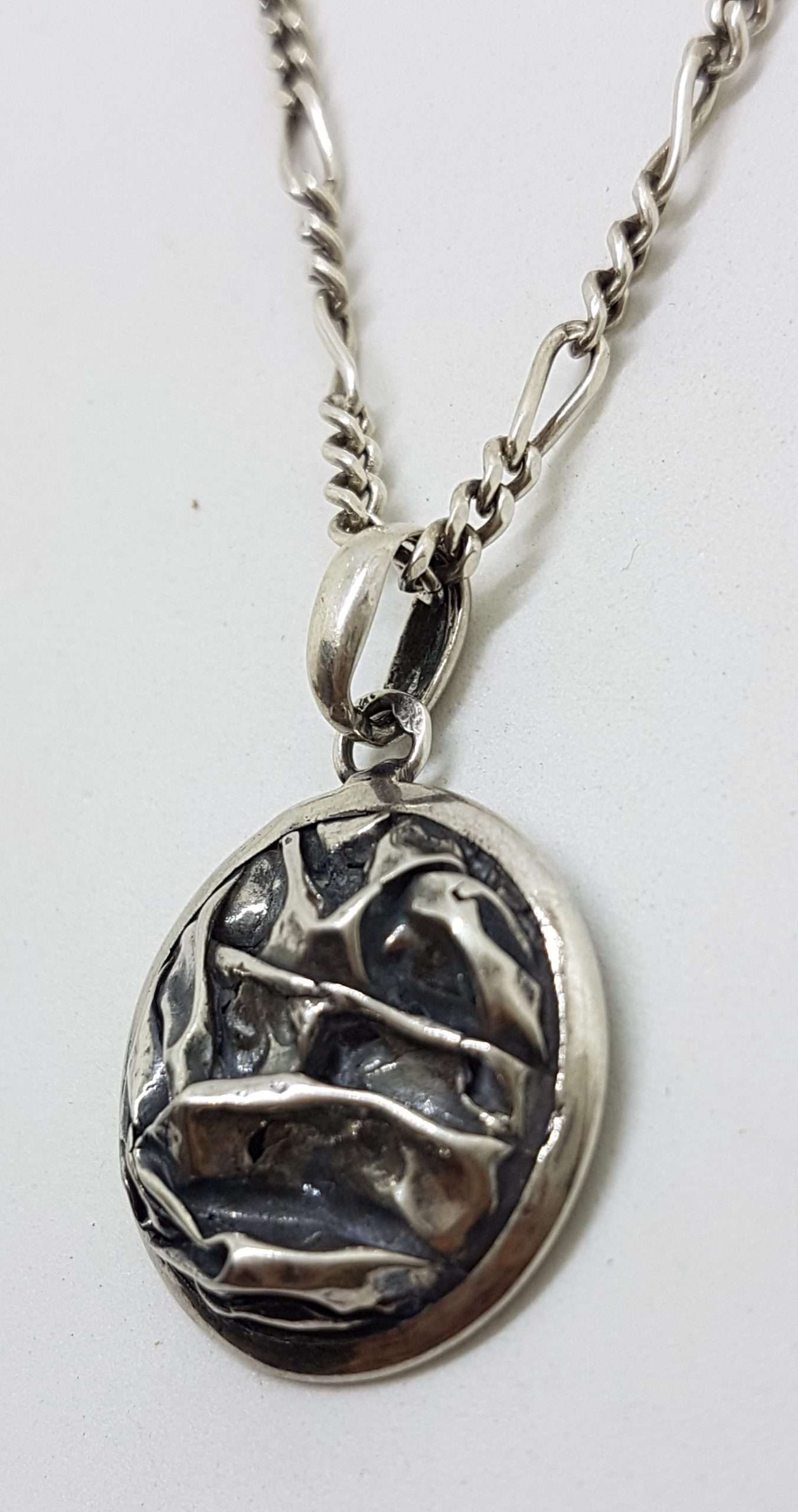 Sterling Silver Round Crinkle Design Pendant on Silver Chain