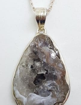 Sterling Silver Large Agate Pendant on Silver Chain