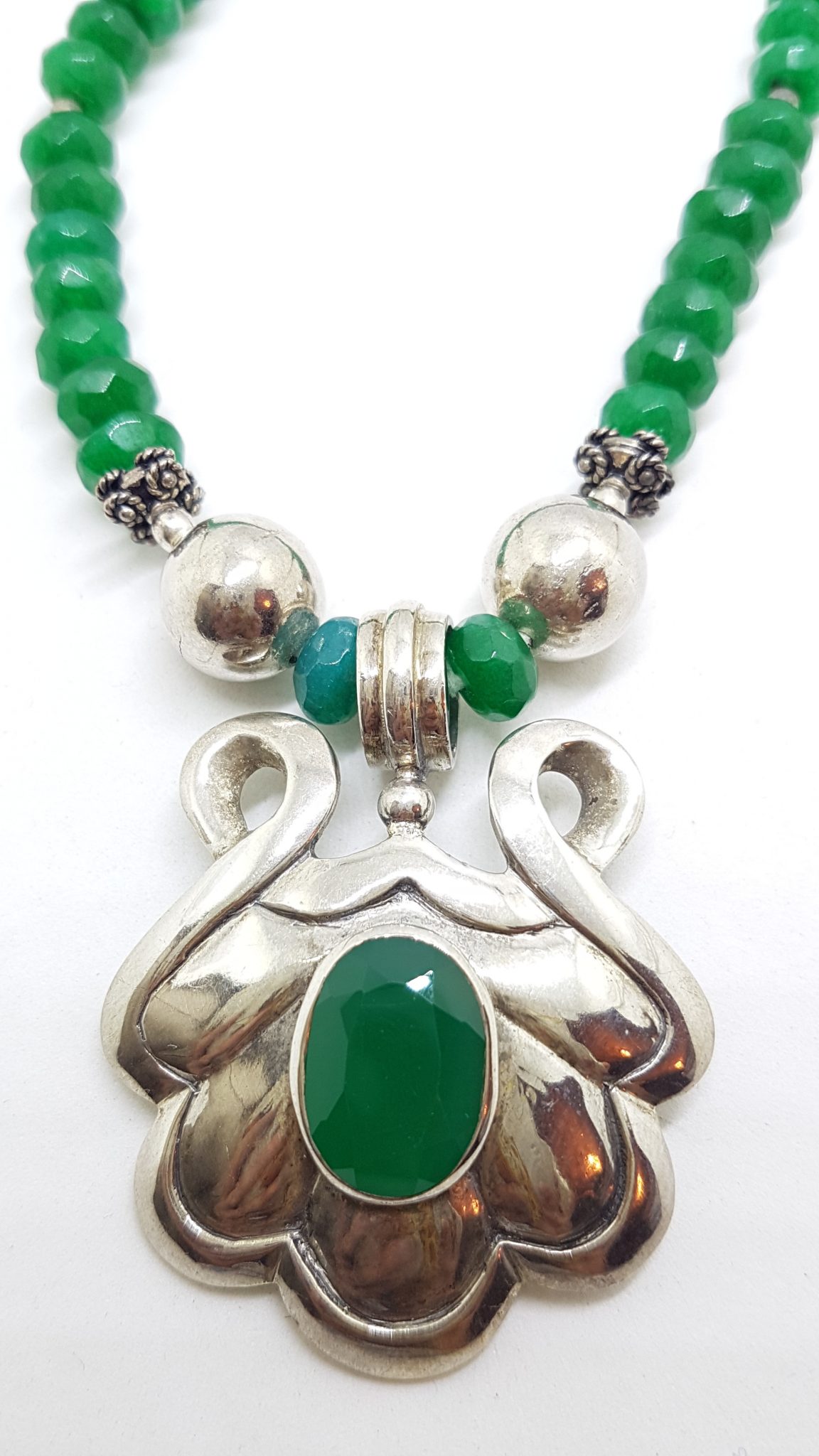 Sterling Silver Green Onyx / Agate Ornate Bead Chain Necklace