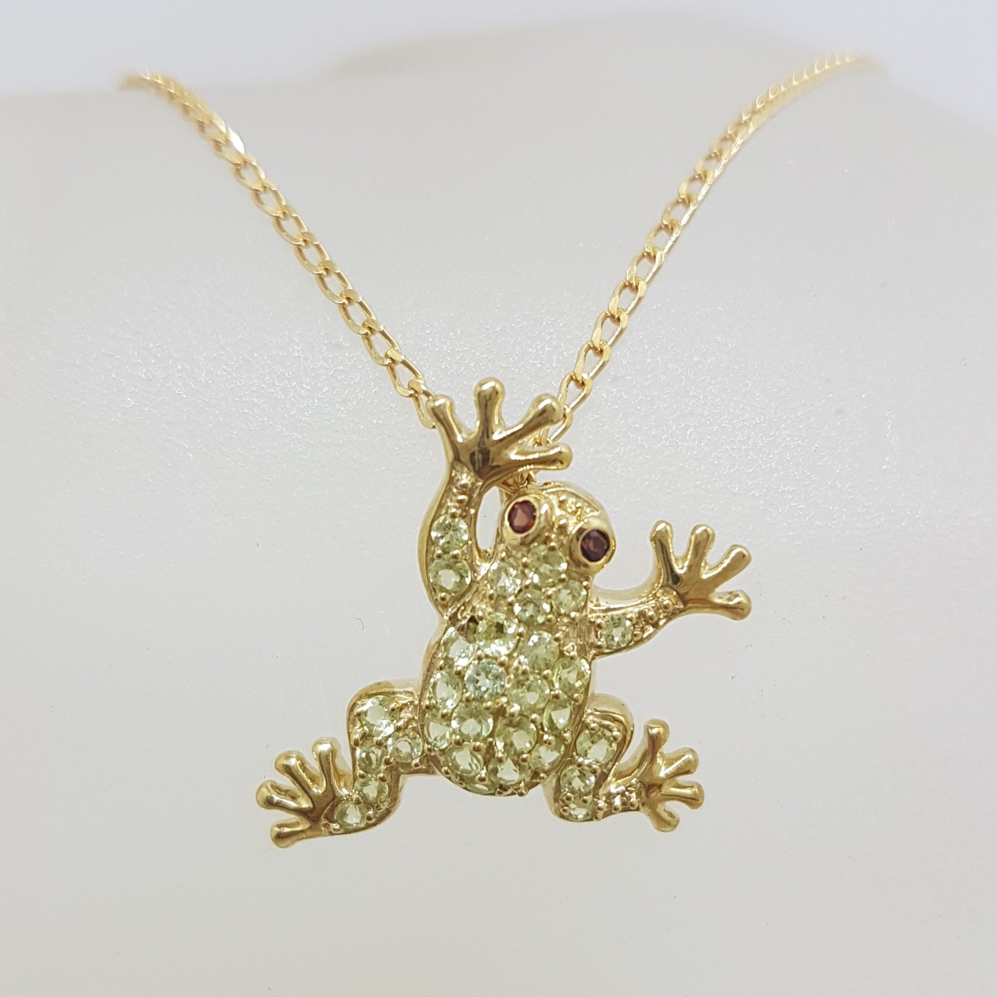 9ct Yellow Gold Peridot and Rhodolite Garnet Frog Pendant on 9ct Chain