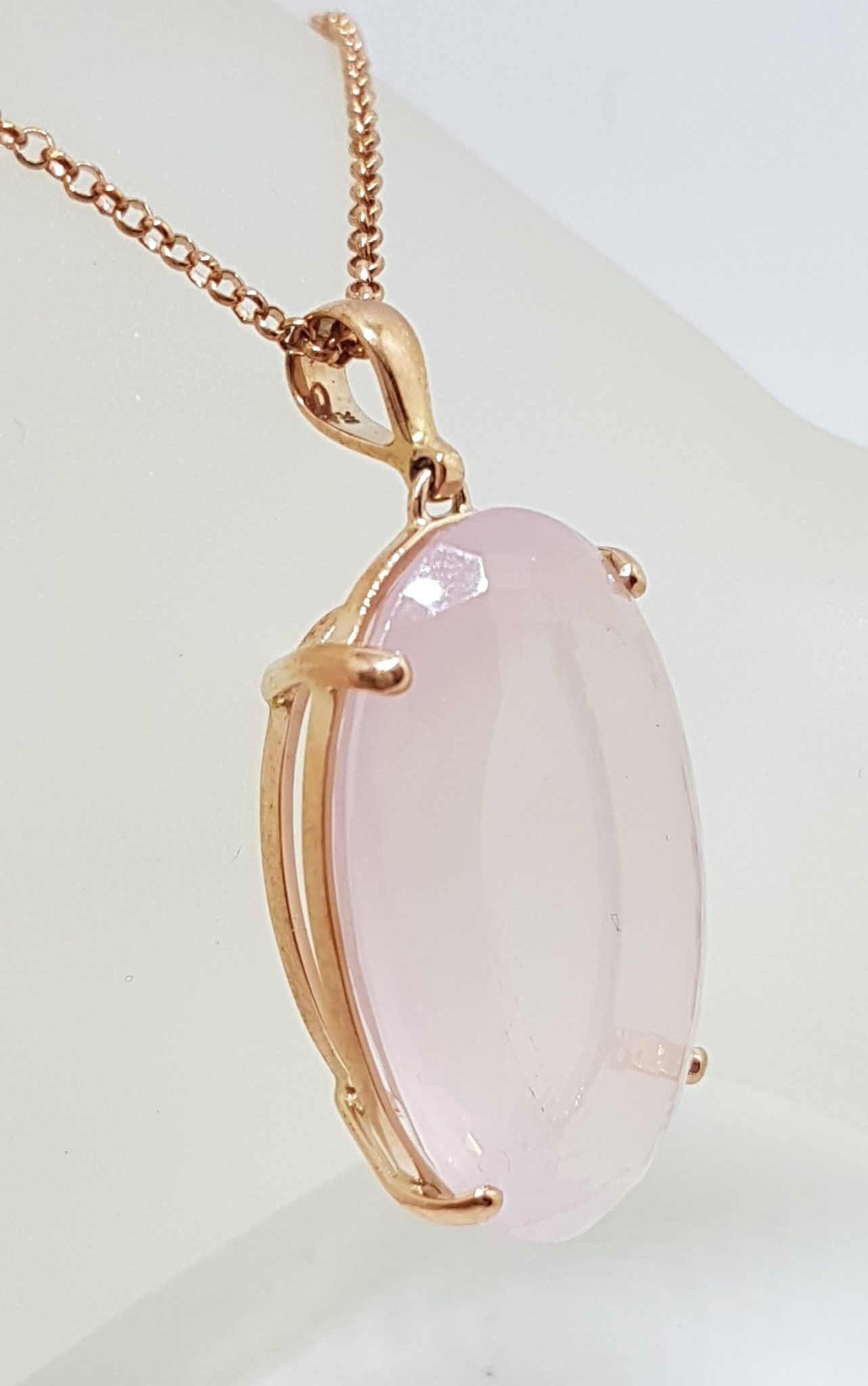 9ct Rose Gold Large Oval Faceted Rose Quartz Pendant on 9ct Chain