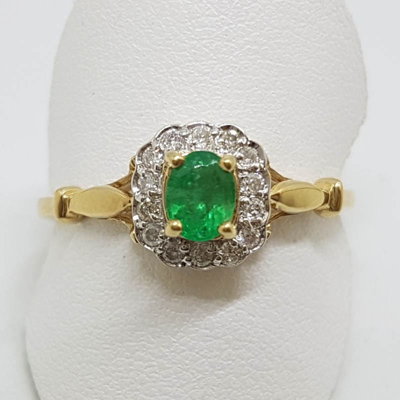 9ct Yellow Gold Natural Emerald with Diamonds Cluster Ring