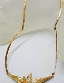 18ct Gold Designer Necklace set with Diamonds in Original Box