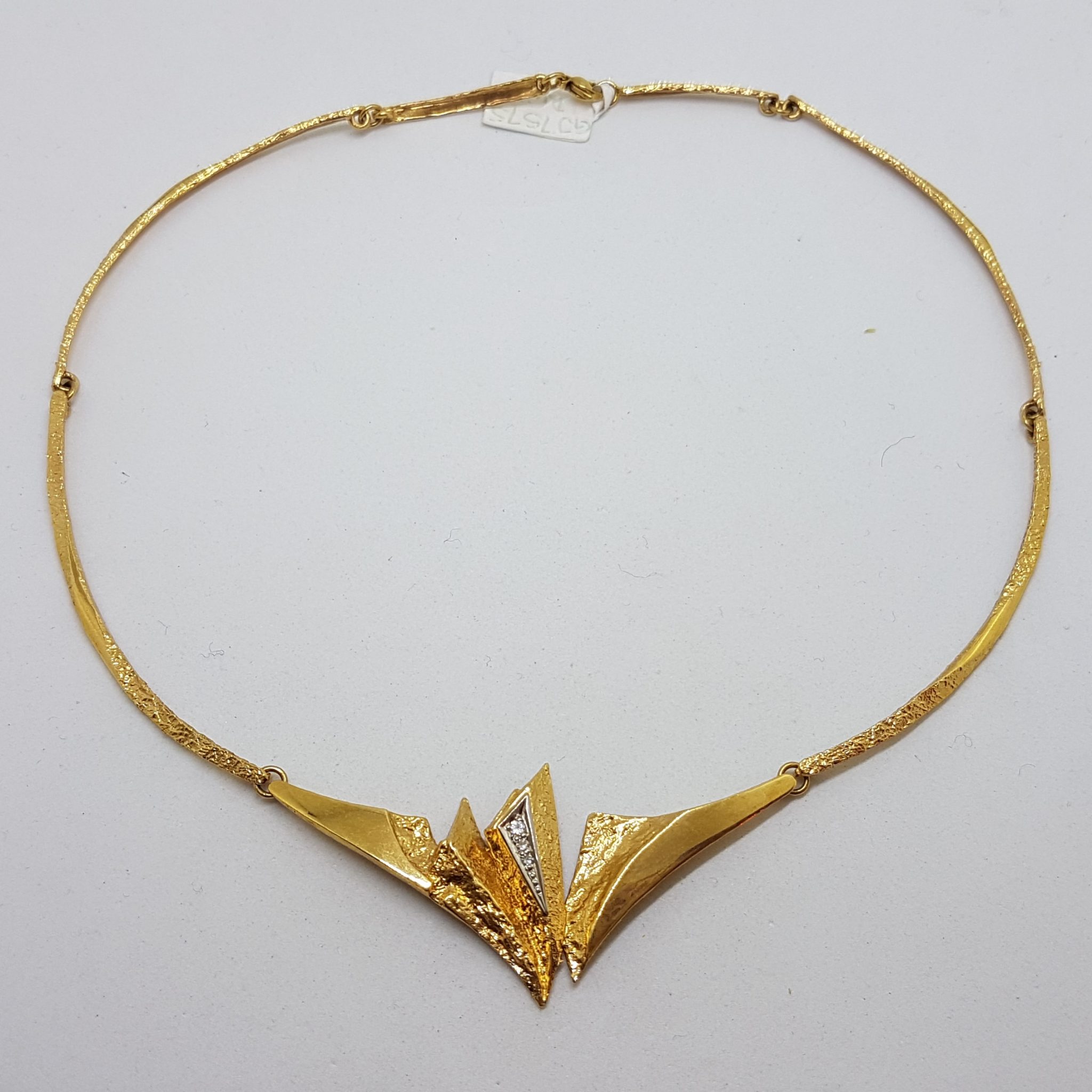 18ct Gold Designer Necklace set with Diamonds in Original Box