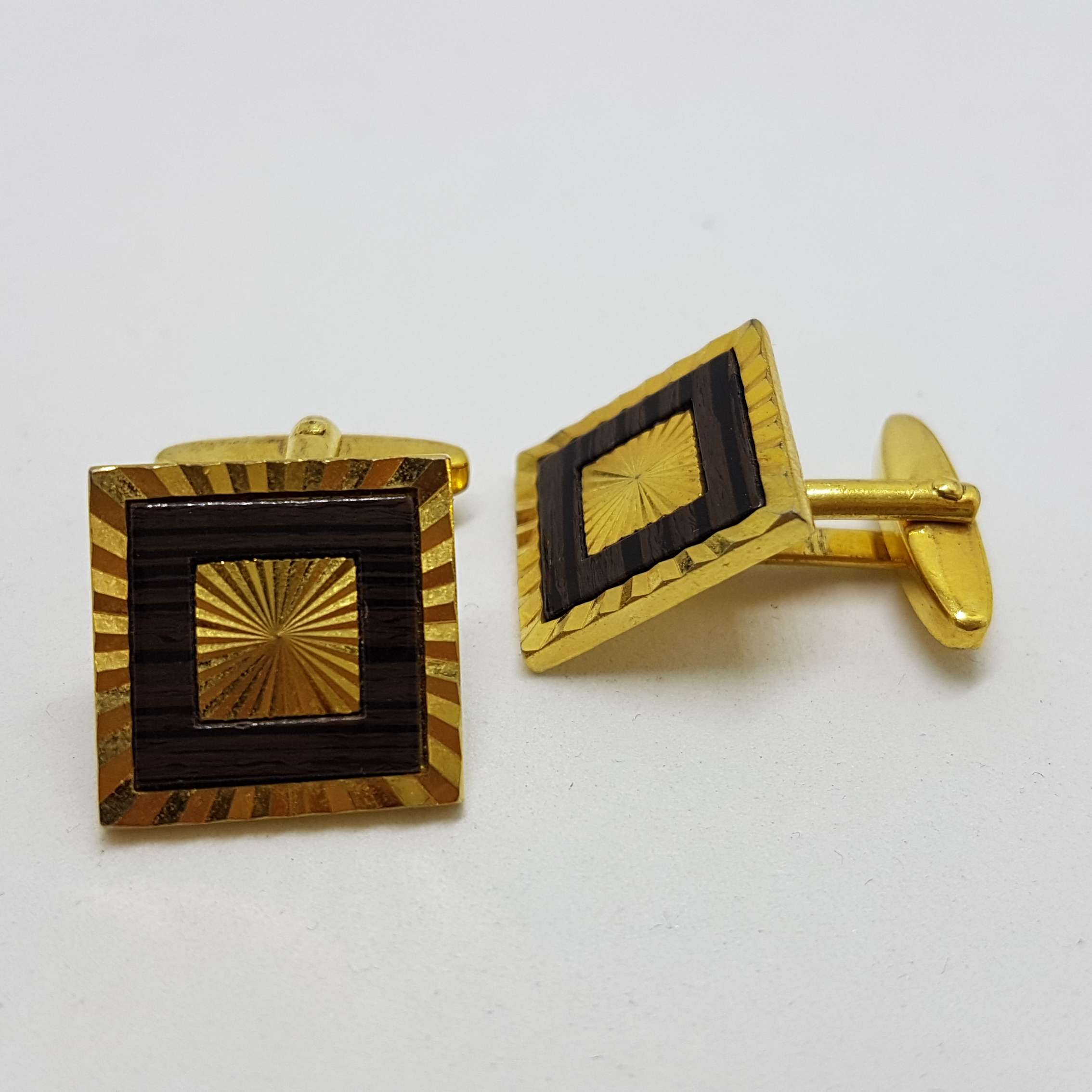 20200901_131853 Vintage Costume Gold Plated Cufflinks - Square - Patterned with Brown