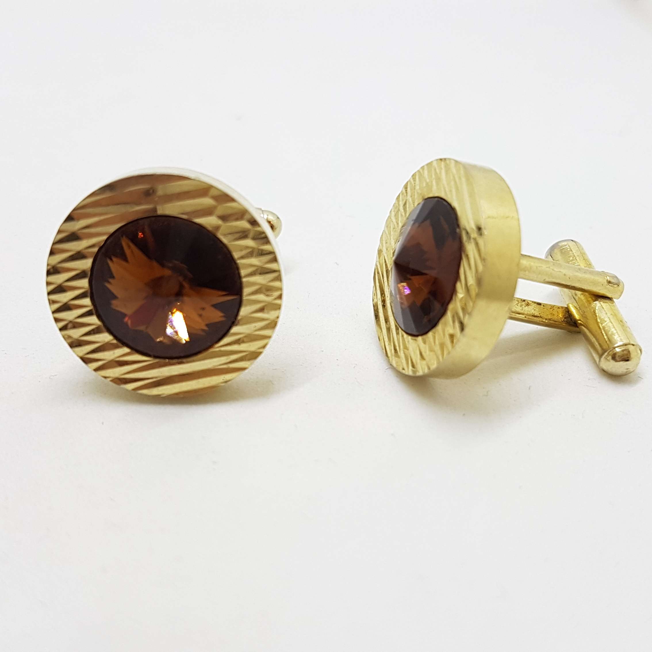 Vintage Costume Gold Plated Cufflinks – Round – Patterned Brown
