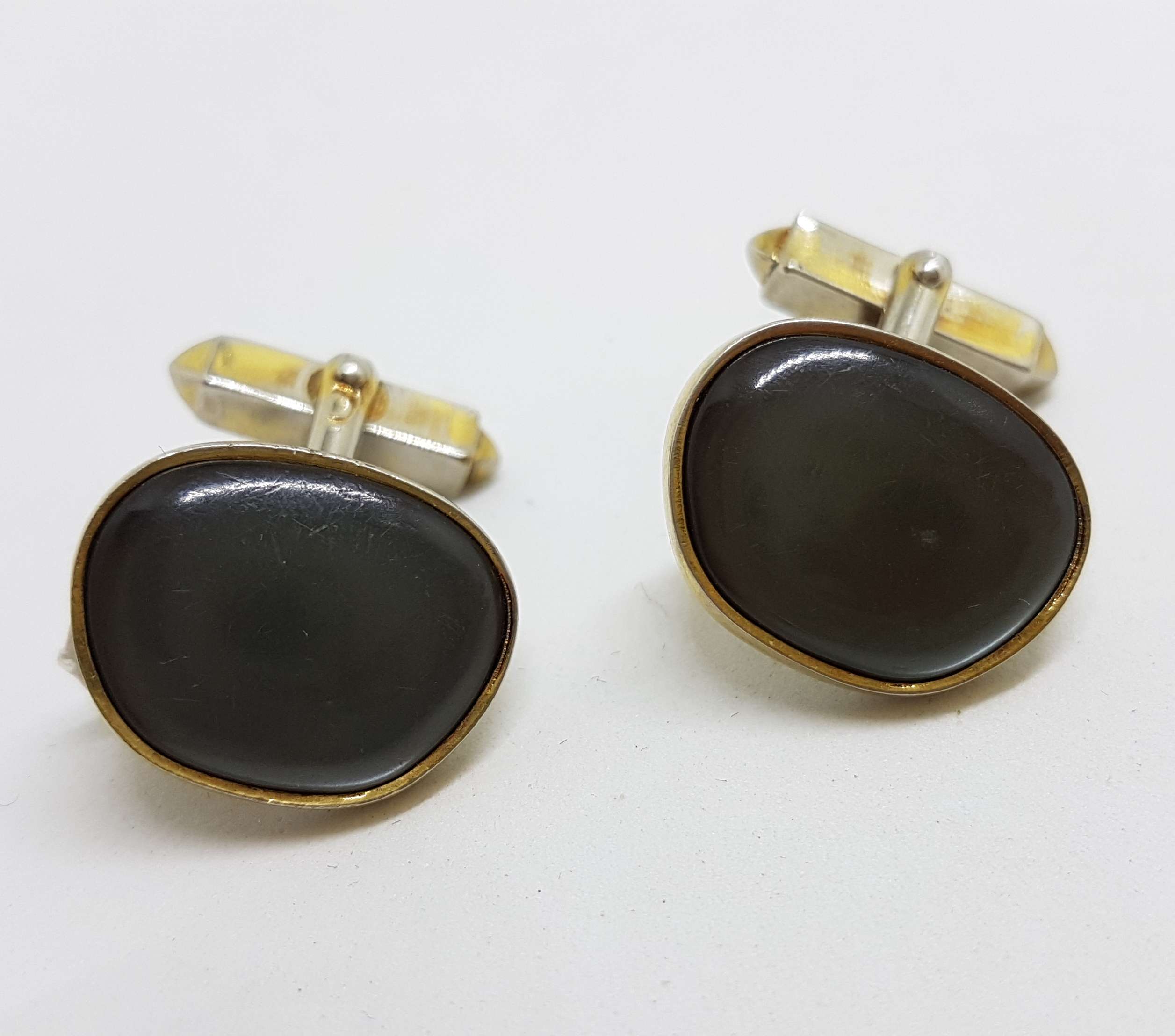 20200901_132502 Vintage Costume Gold Plated Cufflinks – Grey