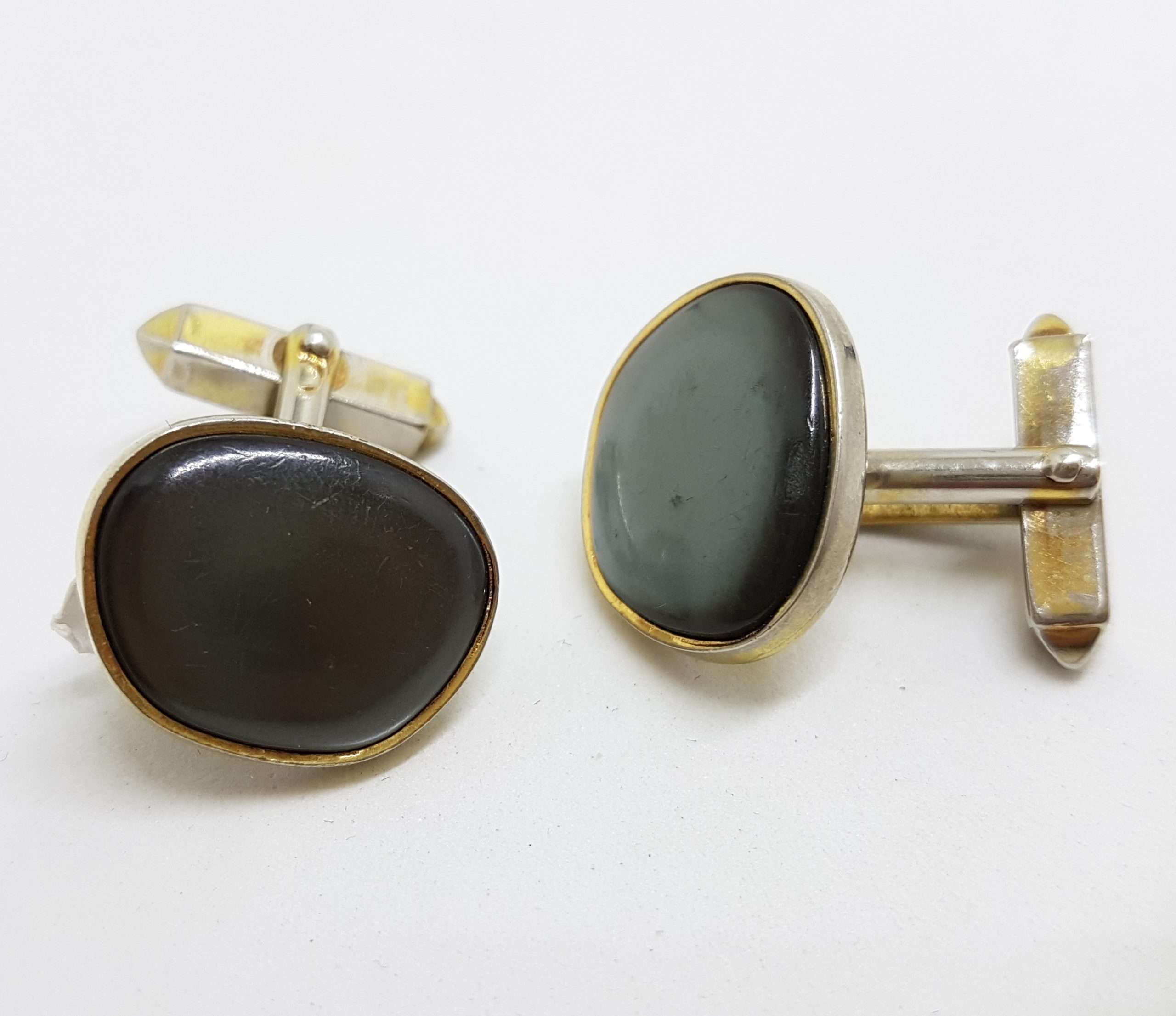 20200901_132517 Vintage Costume Gold Plated Cufflinks – Grey