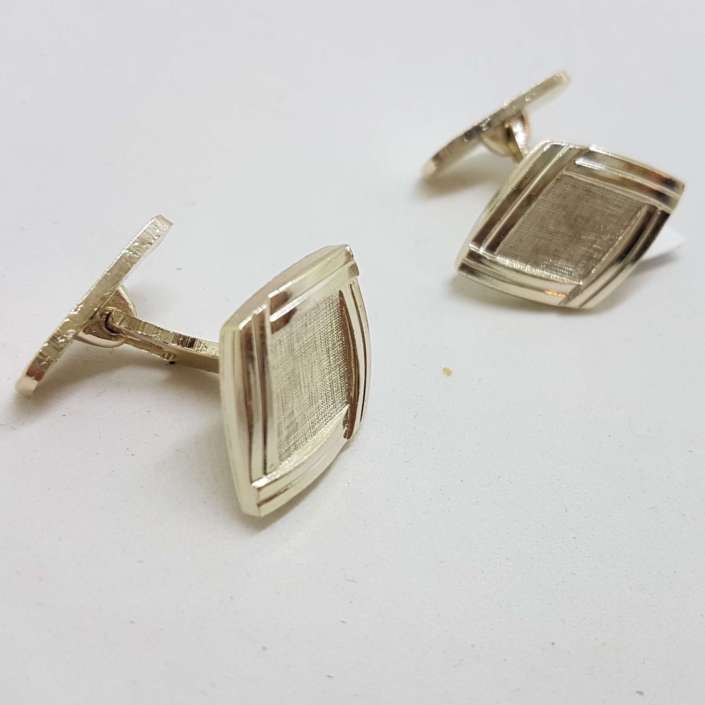 20200901_204151 Vintage Costume Silver Plated Cufflinks - Diamond Shape