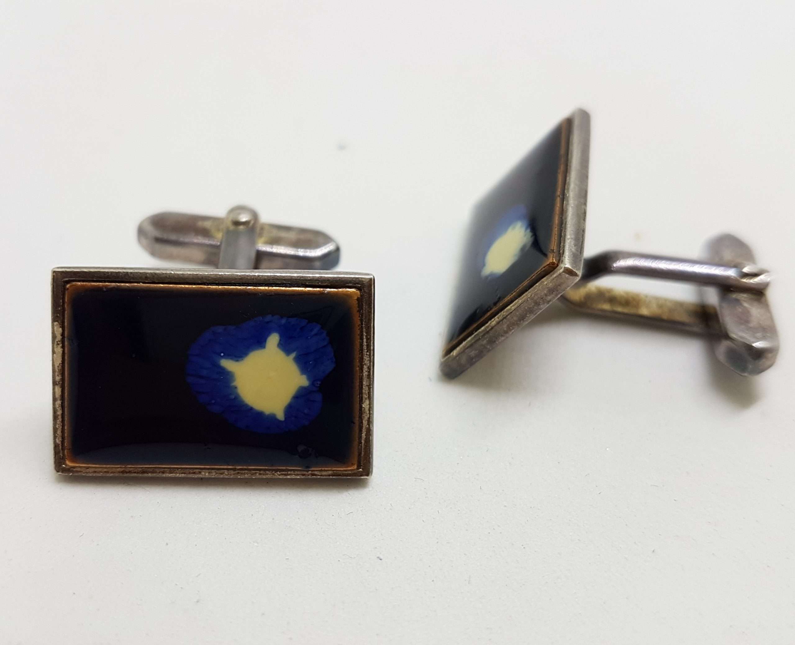 20200901_204537 Vintage Costume Silver Plated Cufflinks - Blue Enamel