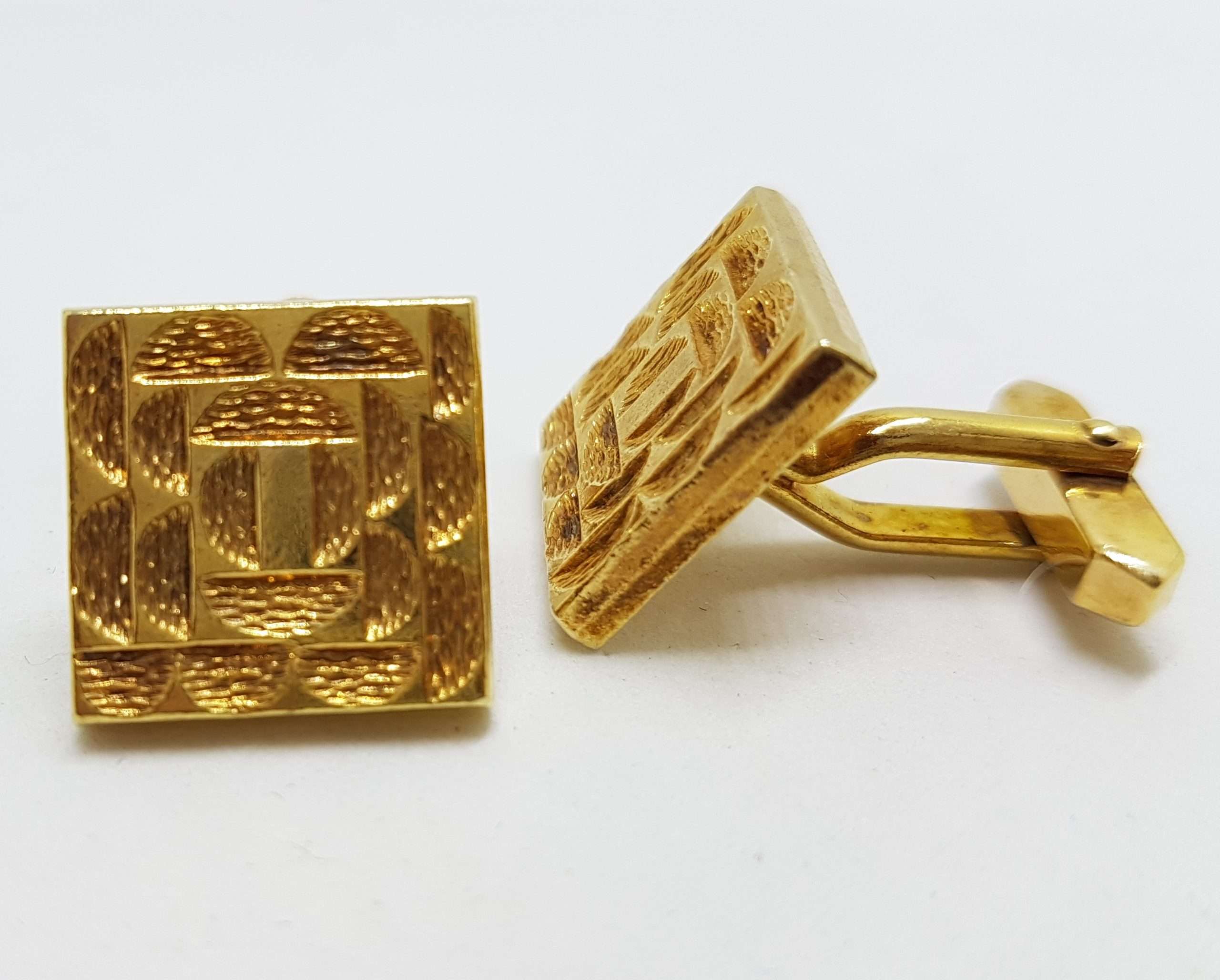 20200901_205849 Vintage Costume Gold Plated Cufflinks – Square - Patterned
